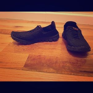 Zee Alexis Non slip work shoes